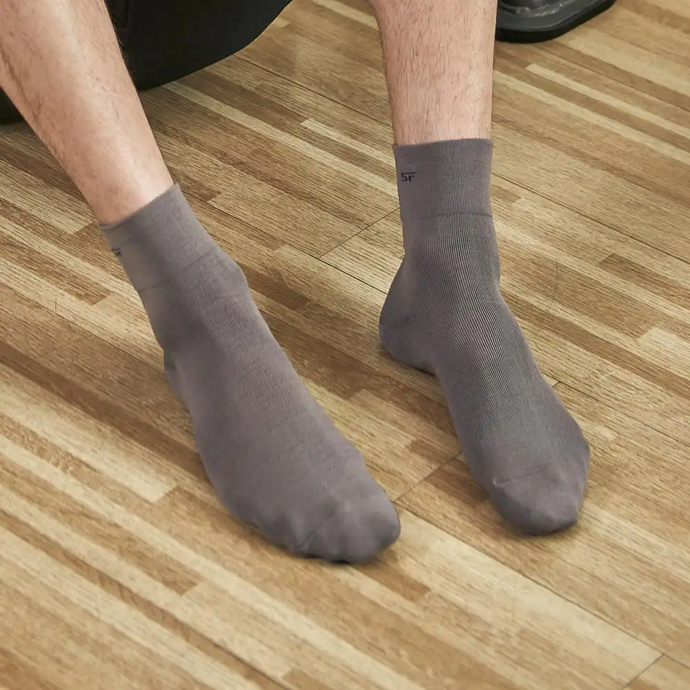 【三花】無痕肌1/2男女適用襪.襪子.大尺碼襪_S111 (熱銷)